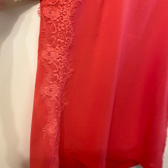 LE CHATEAU | Silky Lace Tank - Size M - Picture 4 of 5